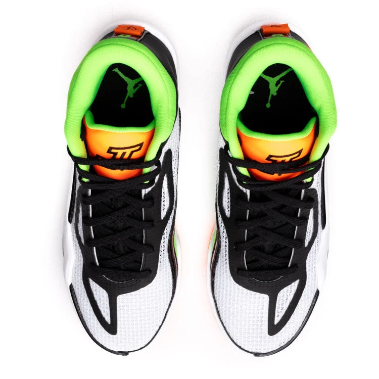 zapatilla-jordan-tatum-1-home-team-white-total-orange-black-green-strike-5