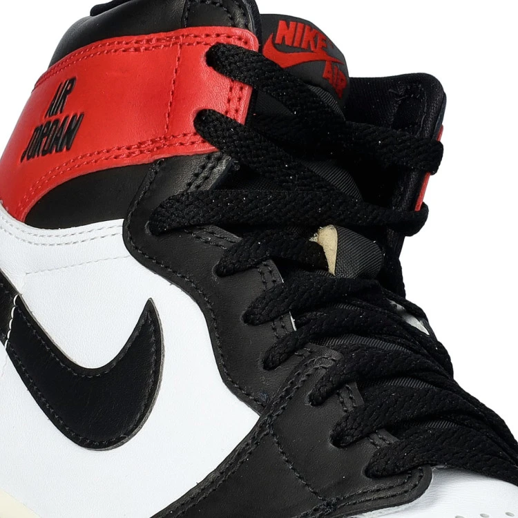 zapatilla-jordan-air-jordan-1-retro-high-og-black-toe-white-black-varsity-red-sail-7