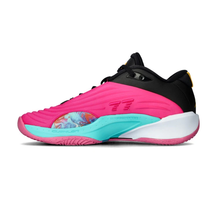 zapatillas-jordan-luka-3-imaginarium-pink-prime-university-gold-black-2