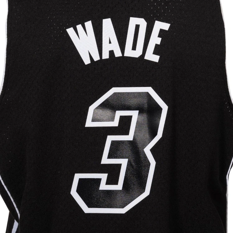 camiseta-mitchell-ness-miami-heat-wingman-jersey-dwayne-wade-black-2