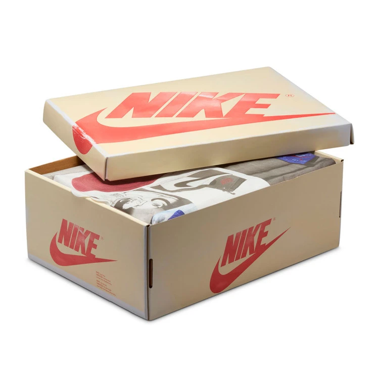 zapatilla-jordan-air-jordan-1-high-og-rare-air-cinnabar-mujer-sail-cinnabar-light-bone-9