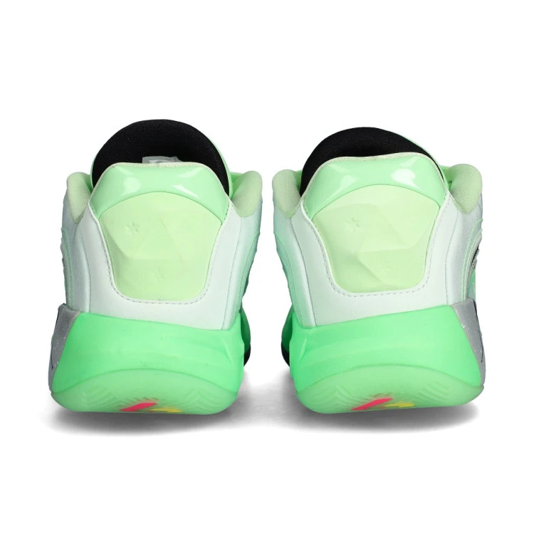 zapatillas-jordan-luka-4-space-navigator-barely-green-black-vapor-green-4