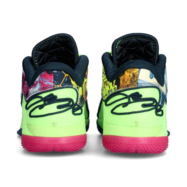 zapatillas-nike-lebron-22-bryces-world-blustery-fireberry-ghost-green-4