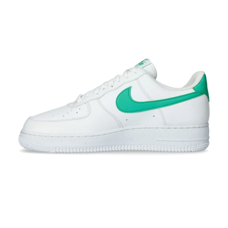 zapatilla-nike-air-force1-07se-mujer-blanco-2