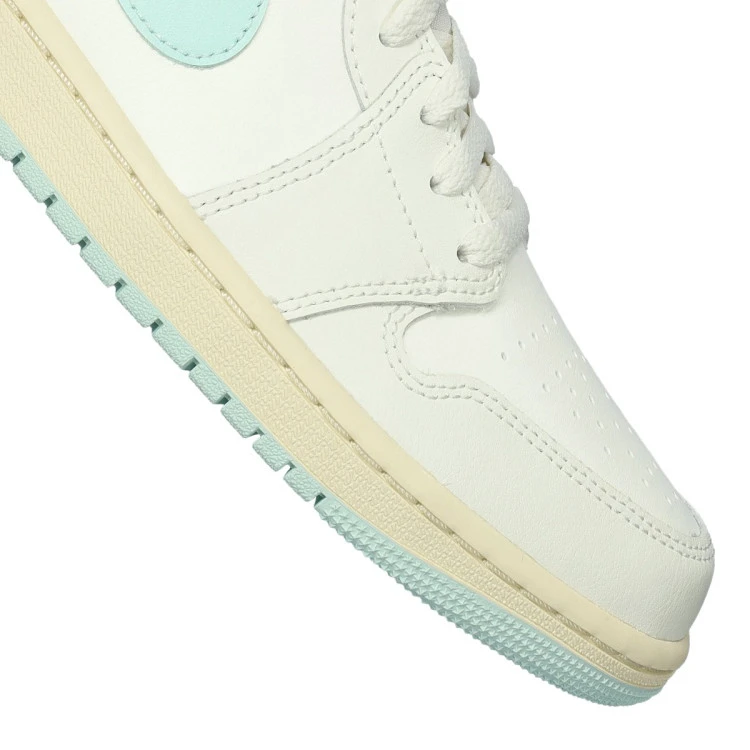 zapatilla-jordan-air-jordan-1-low-mujer-sail-igloo-6