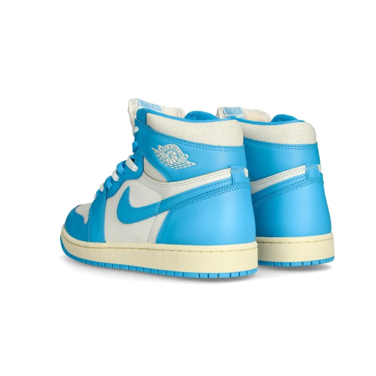 zapatilla-jordan-air-jordan1-retro-high-og-unc-reimagined-dk-powder-blue-dk-powder-blue-sail-5