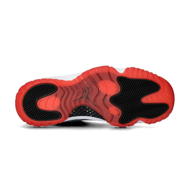 zapatilla-jordan-air-jordan11-retrolow-bred-black-varsity-red-white-3