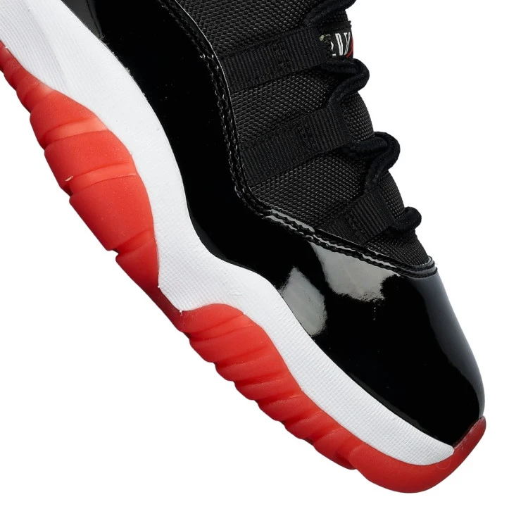 zapatilla-jordan-air-jordan11-retrolow-bred-black-varsity-red-white-6