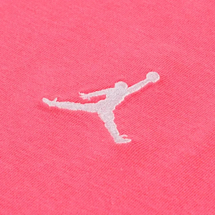 camiseta-jordan-brooklyn-essentials-nino-hyper-pink-2