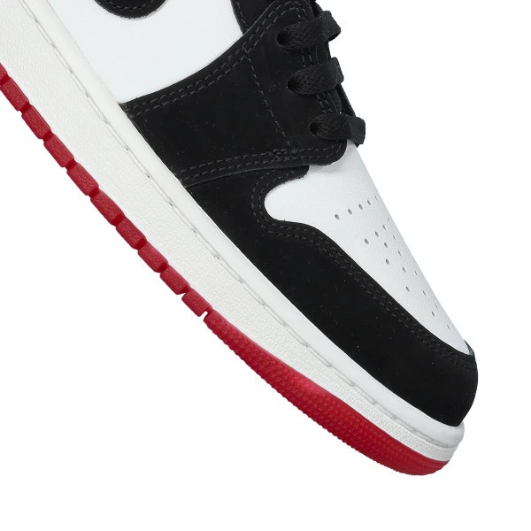 zapatilla-jordan-air-jordan-1-low-se-white-black-varsity-red-6