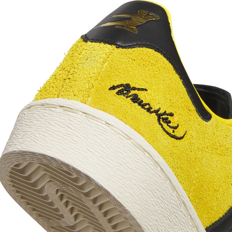 zapatilla-adidas-jabbar-low-bruce-lee-yellow-core-black-cream-white-7