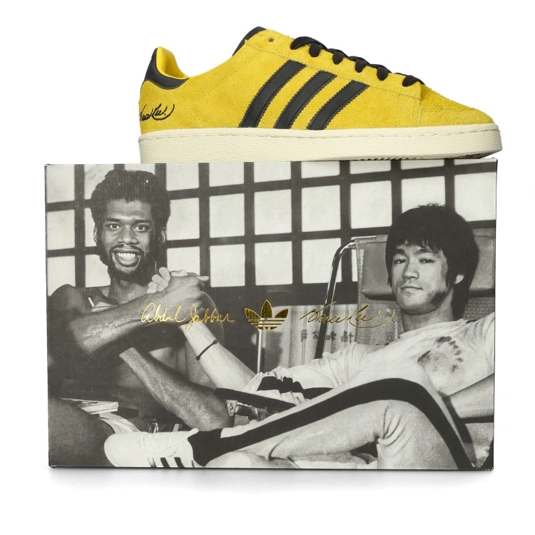 zapatilla-adidas-jabbar-low-bruce-lee-yellow-core-black-cream-white-9