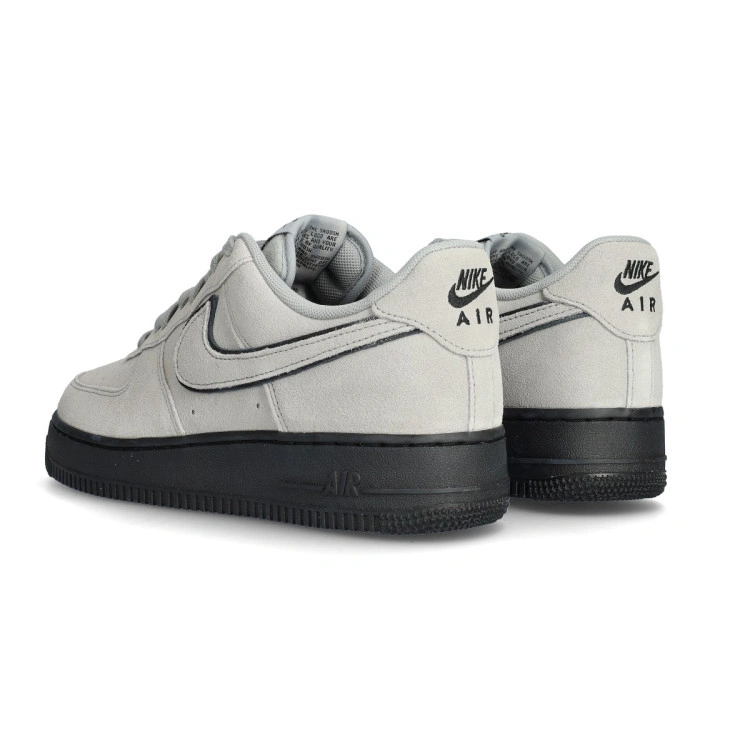 zapatilla-nike-air-force-1-07-lv8-gris-5