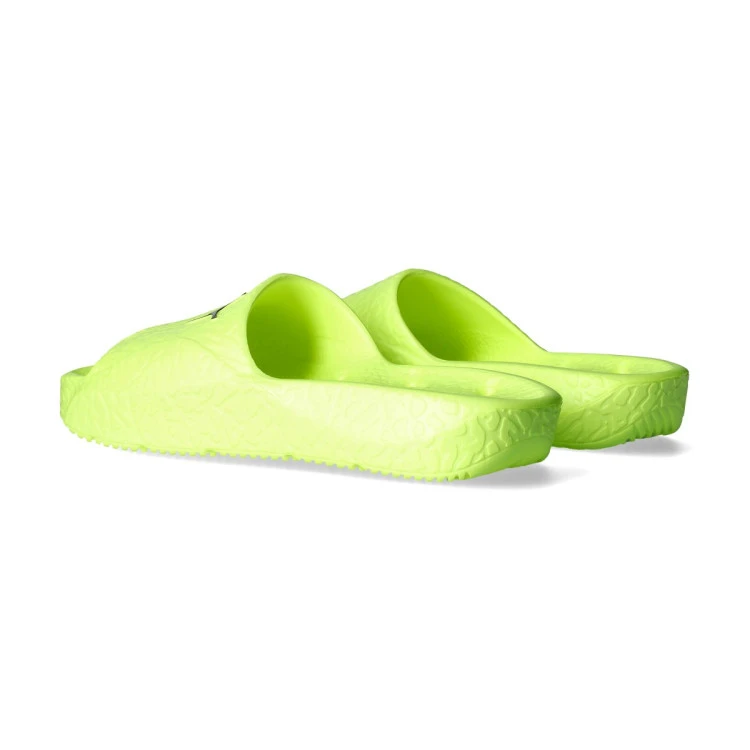 chanclas-jordan-franchise-shower-amarillo-2