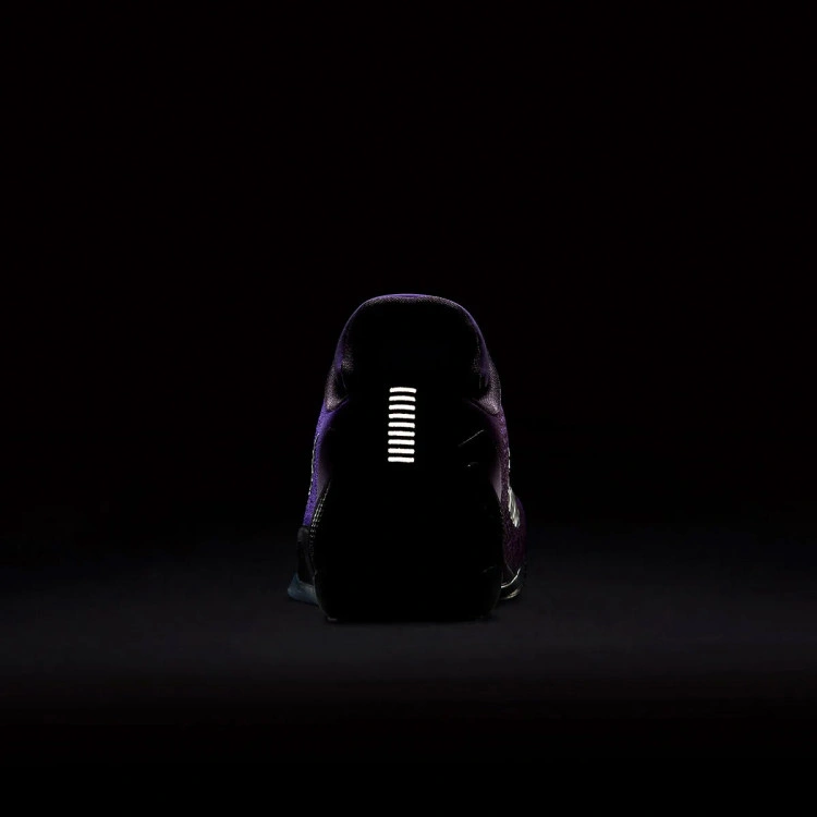 zapatillas-nike-kobe-9-elite-low-protro-moonwalker-hyper-grape-white-cave-purple-6