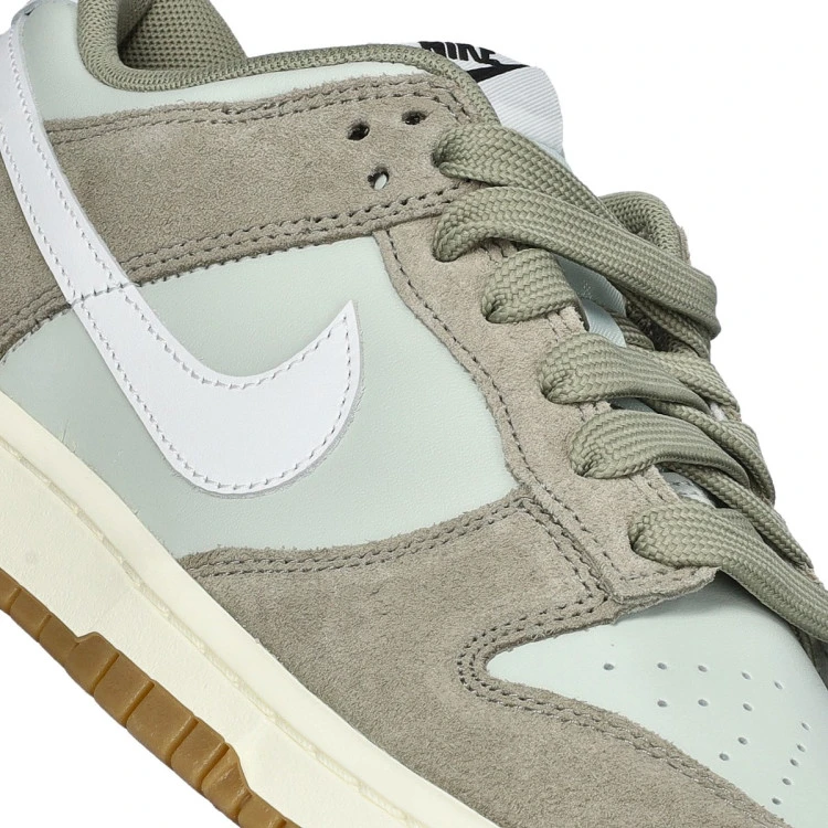 zapatilla-nike-dunk-low-retro-se-plata-7