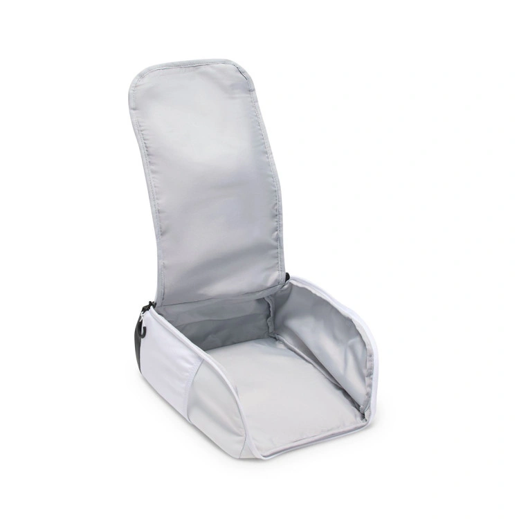 zapatillero-nike-varsity-elite-white-black-metallic-gold-3