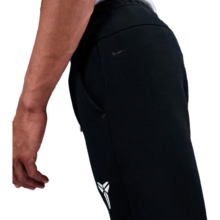 pantalon-largo-nike-kobe-tech-fleece-jogger-black-white-2