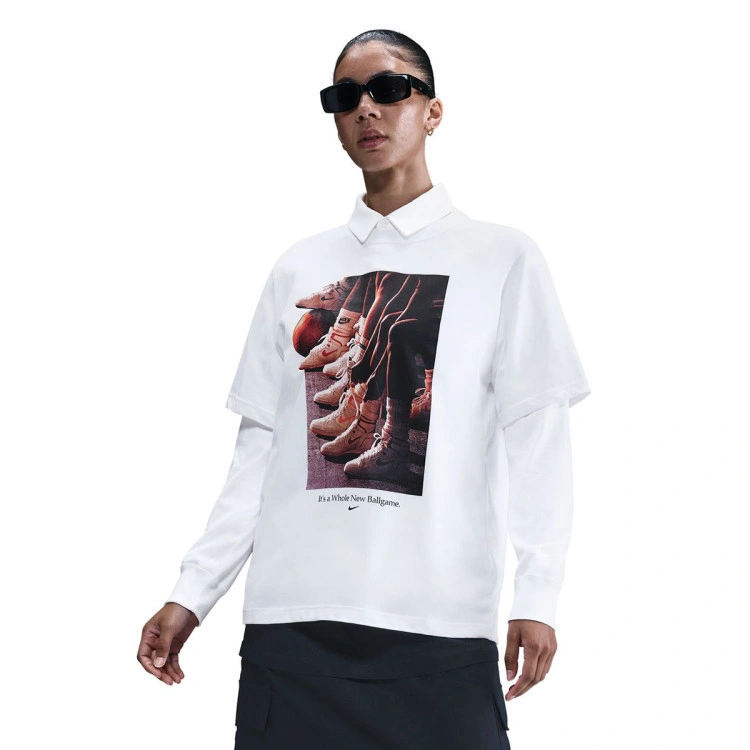 camiseta-nike-graphic-mujer-white-3
