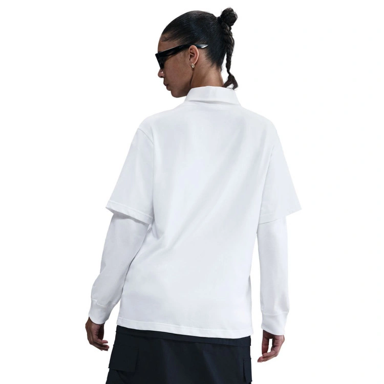 camiseta-nike-graphic-mujer-white-4