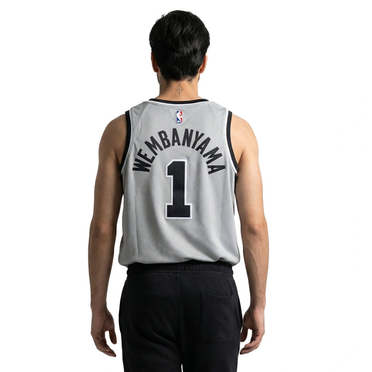 camiseta-jordan-san-antonio-spurs-swingman-statement-edition-victor-wembanyama-flt-silver-1