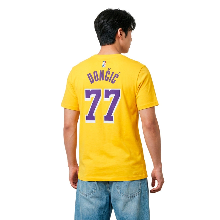 camiseta-nike-los-angeles-lakers-icon-edition-luka-doncic-amarillo-1
