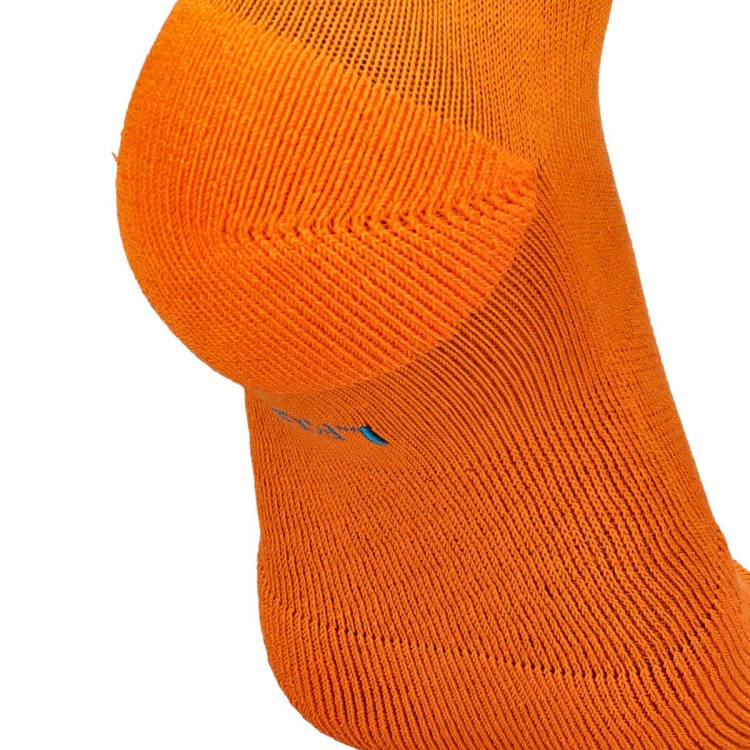 calcetines-stance-new-york-knicks-badged-crew-naranja-4