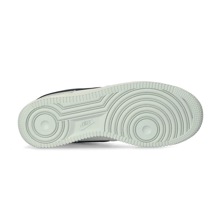 zapatilla-nike-air-force-1-gore-tex-gris-3