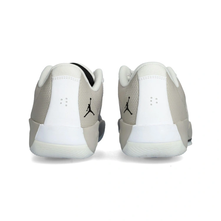 zapatillas-jordan-luka.77-nino-white-black-tech-grey-fire-red-4