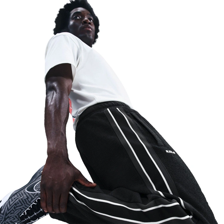 pantalon-largo-nike-lebron-james-standard-issue-black-sail-2
