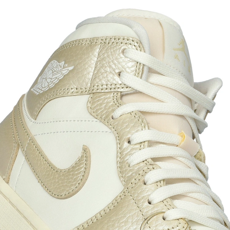 zapatilla-jordan-air-jordan-1-mid-se-v2-mujer-blanco-7