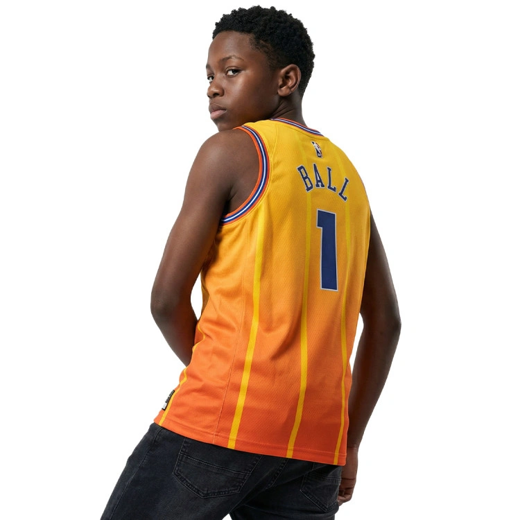 camiseta-jordan-charlotte-hornets-swingman-city-edition-lamelo-ball-nino-amarillo-1