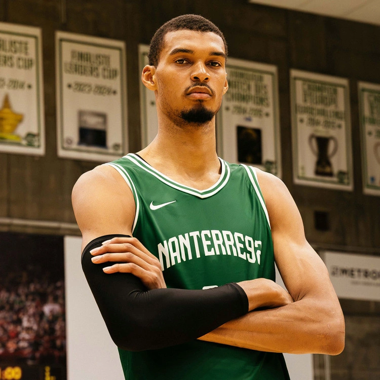 camiseta-nike-nanterre-92-primera-equipacion-wembanyama-forest-green-7