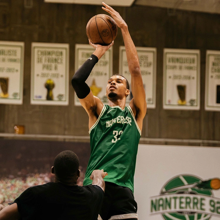 camiseta-nike-nanterre-92-primera-equipacion-wembanyama-forest-green-9