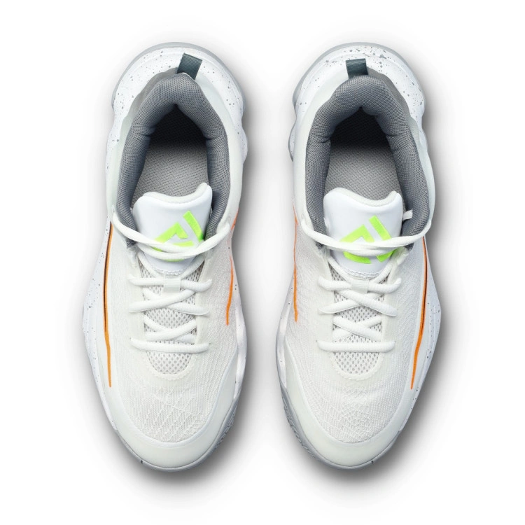 zapatillas-nike-giannis-immortality-4-nino-blanco-5