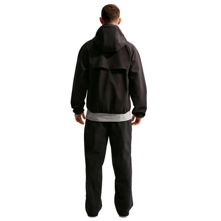 chaqueta-nike-kobe-bryant-windrunner-lunar-new-year-black-black-medium-ash-4