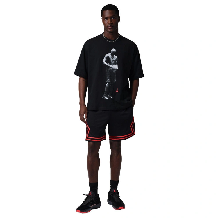 camiseta-jordan-sport-stament-gfx-crew-black-infrared-23-4