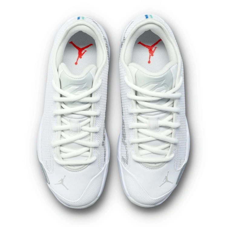 zapatillas-jordan-luka-77-pure-money-white-photon-dust-mtlc-silver-5