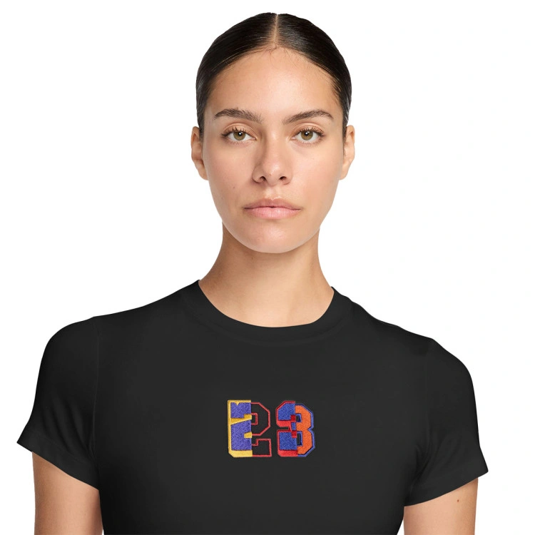 camiseta-jordan-flight-timid-gfx-23-mujer-black-white-2