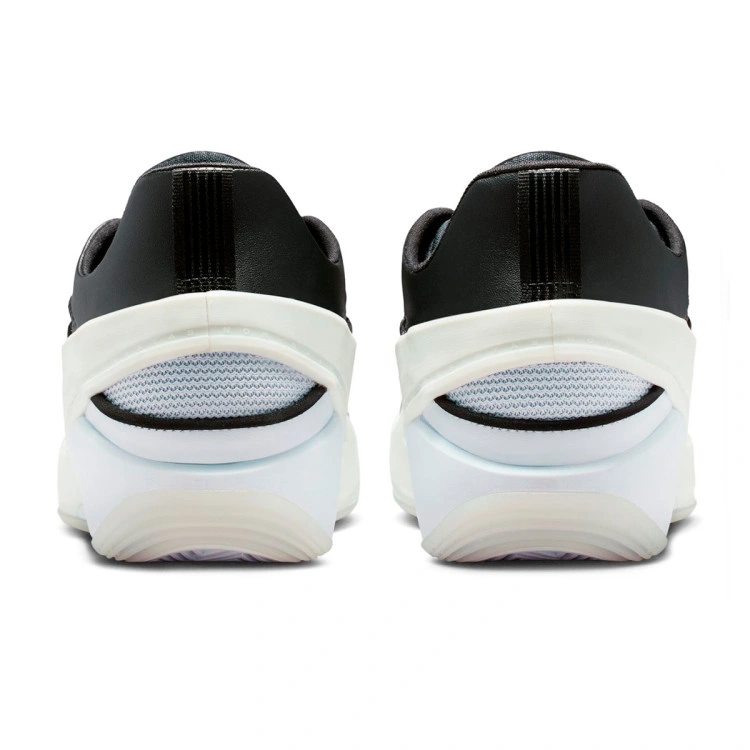 zapatillas-jordan-luka-5-black-white-football-grey-psychic-blue-sail-4