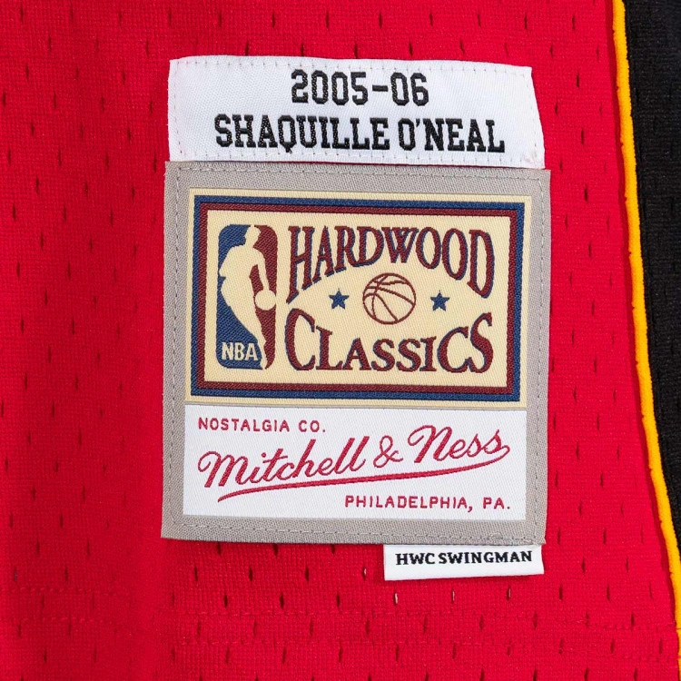 camiseta-mitchell-ness-miami-heat-2005-shaquille-oneal-university-red-3