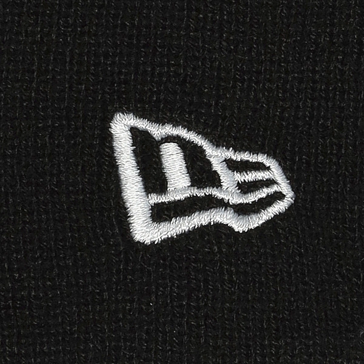 gorro-new-era-core-cuff-beanie-fc-barcelona-negro-3