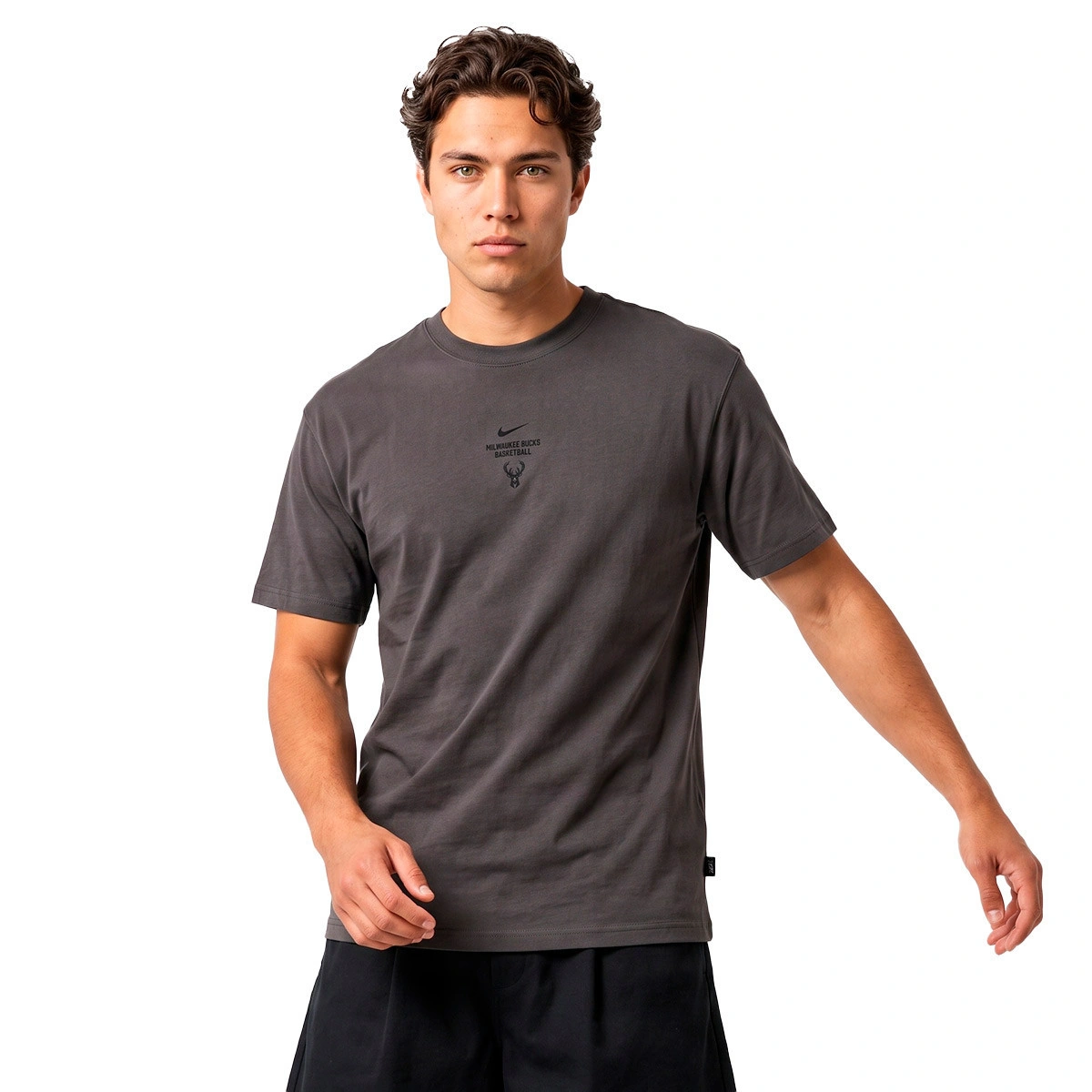 camiseta-nike-milwaukee-bucks-pregame-negro-0