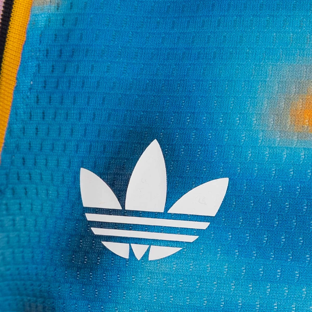 camiseta-adidas-paris-basketball-tercera-equipacion-2026-2027-nino-lucid-ray-blue-2