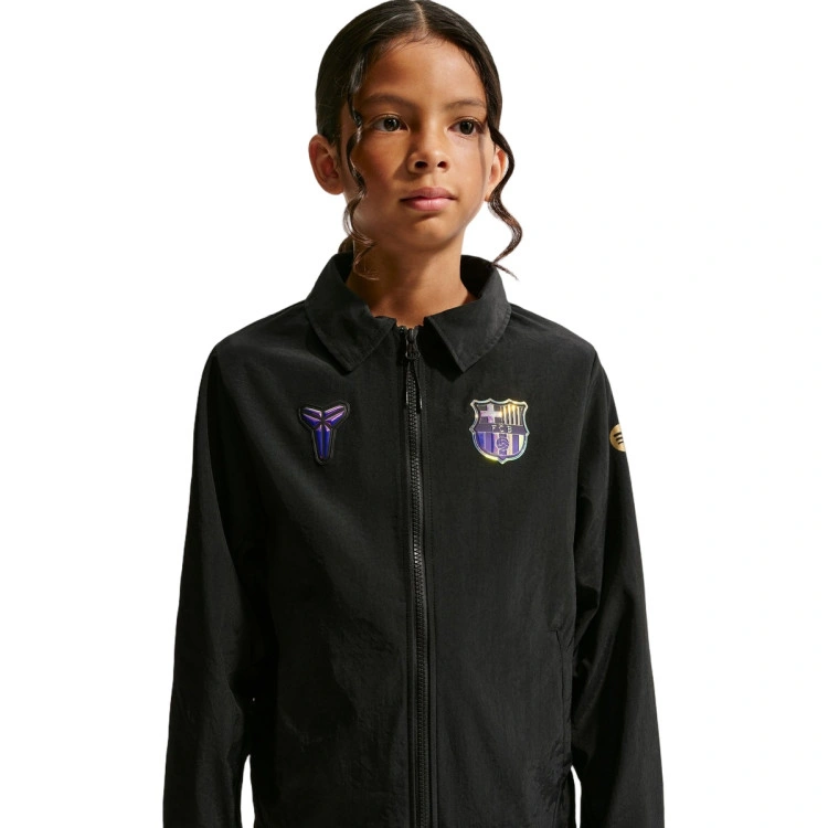 chaqueta-nike-fc-barcelona-fanswear-2026-2027-nino-black-elemental-gold-metallic-gold-no-sponsor-0