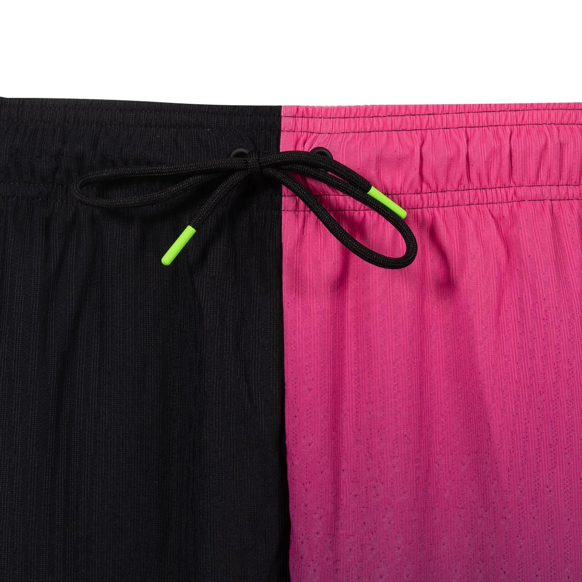 pantalon-corto-nike-kobe-bryant-mambacurial-black-electric-green-4