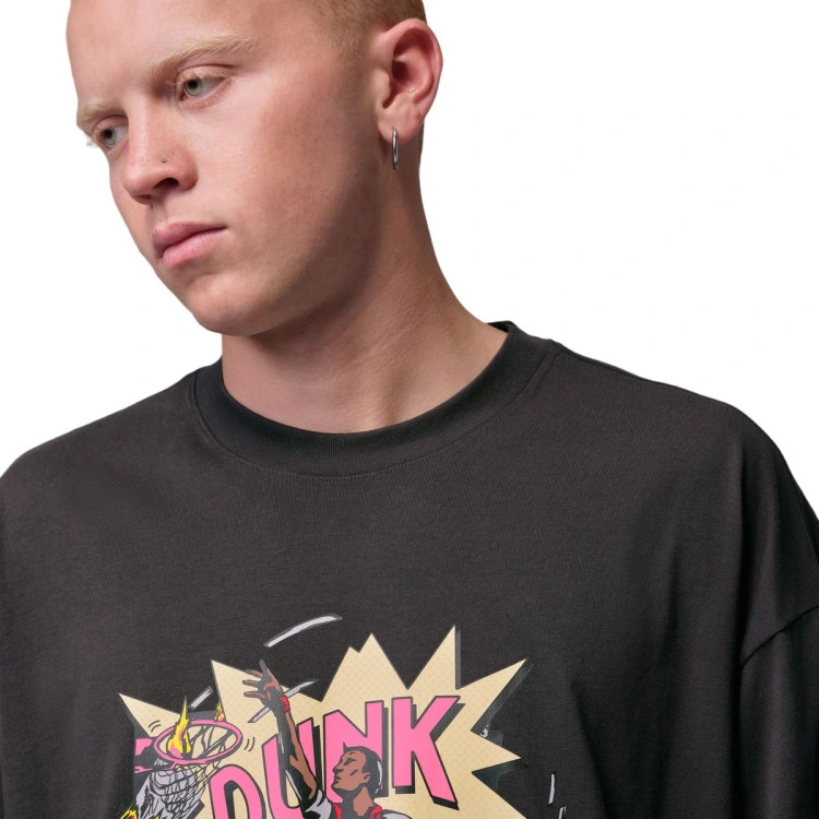 camiseta-jordan-brooklyn-comic-96-crew-off-noir-2