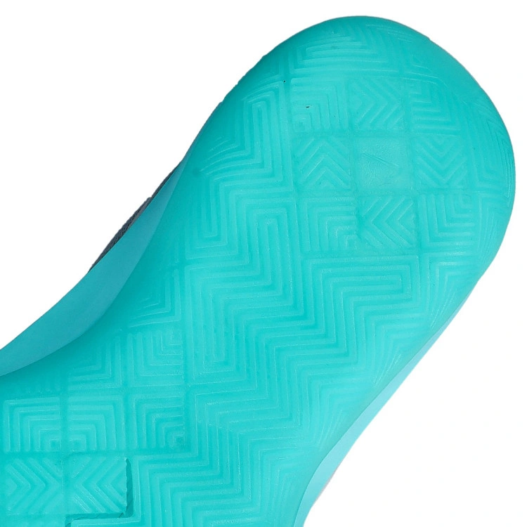 zapatillas-nike-g.t.-cut-academy2-gris-7