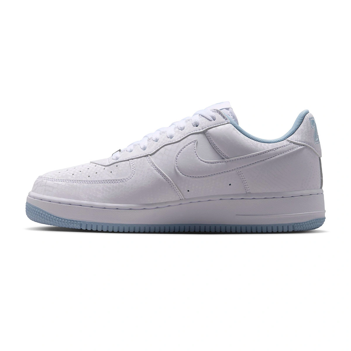 sneakers-nike-kobe-air-force1-low-white-armory-blue-2