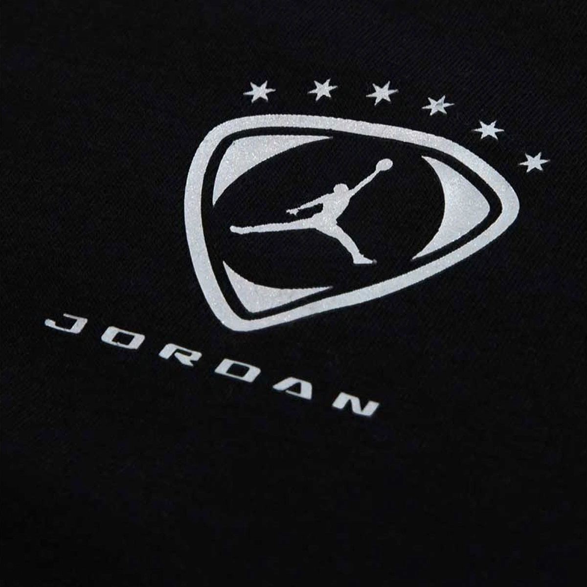 camiseta-jordan-brooklyn-fleece-oversize-gfx-nino-black-2